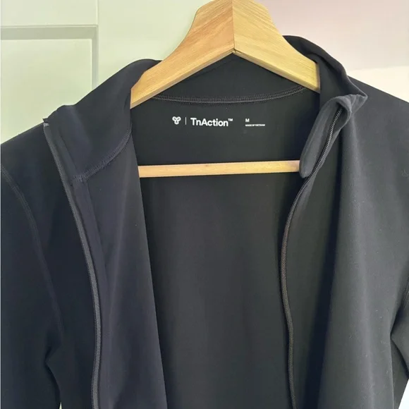 TNA Zip-Up - Picture 5 of 6